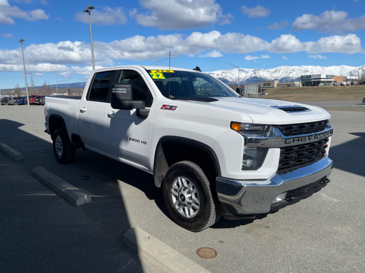 2022 WHITE CHEVROLET SILVERADO 2500H LT (2GC4YNE76N1) with an 6.6L engine, Automatic transmission, located at 1960 Industrial Drive, Wasilla, 99654, (907) 274-2277, 61.573475, -149.400146 - Photo#4